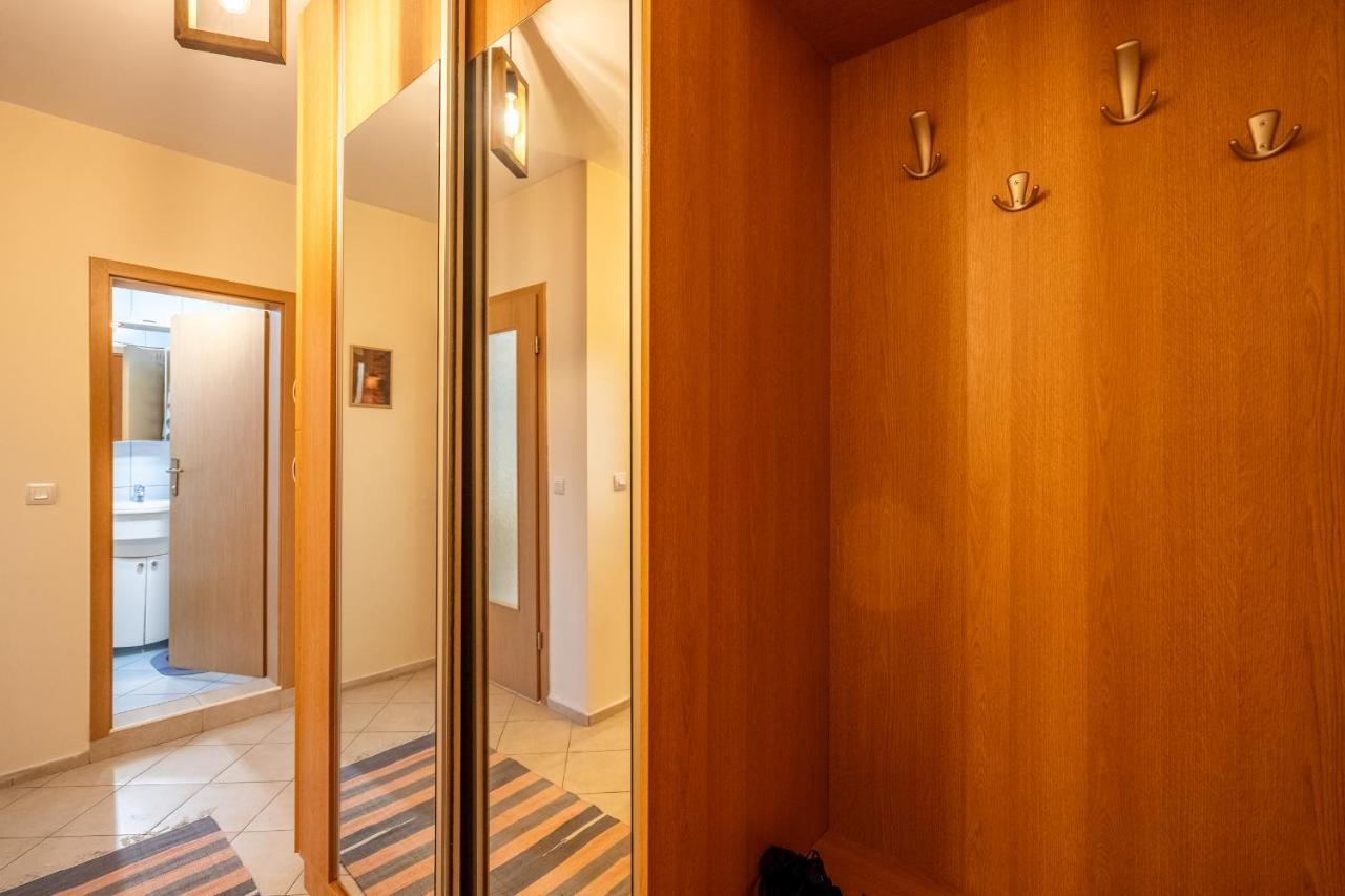 Premium Comfy 2Bdr Apt - Free Parking - Fast Wi-Fi София Экстерьер фото
