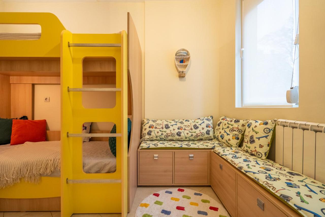 Premium Comfy 2Bdr Apt - Free Parking - Fast Wi-Fi София Экстерьер фото