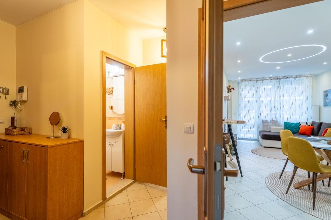 Premium Comfy 2Bdr Apt - Free Parking - Fast Wi-Fi София Экстерьер фото