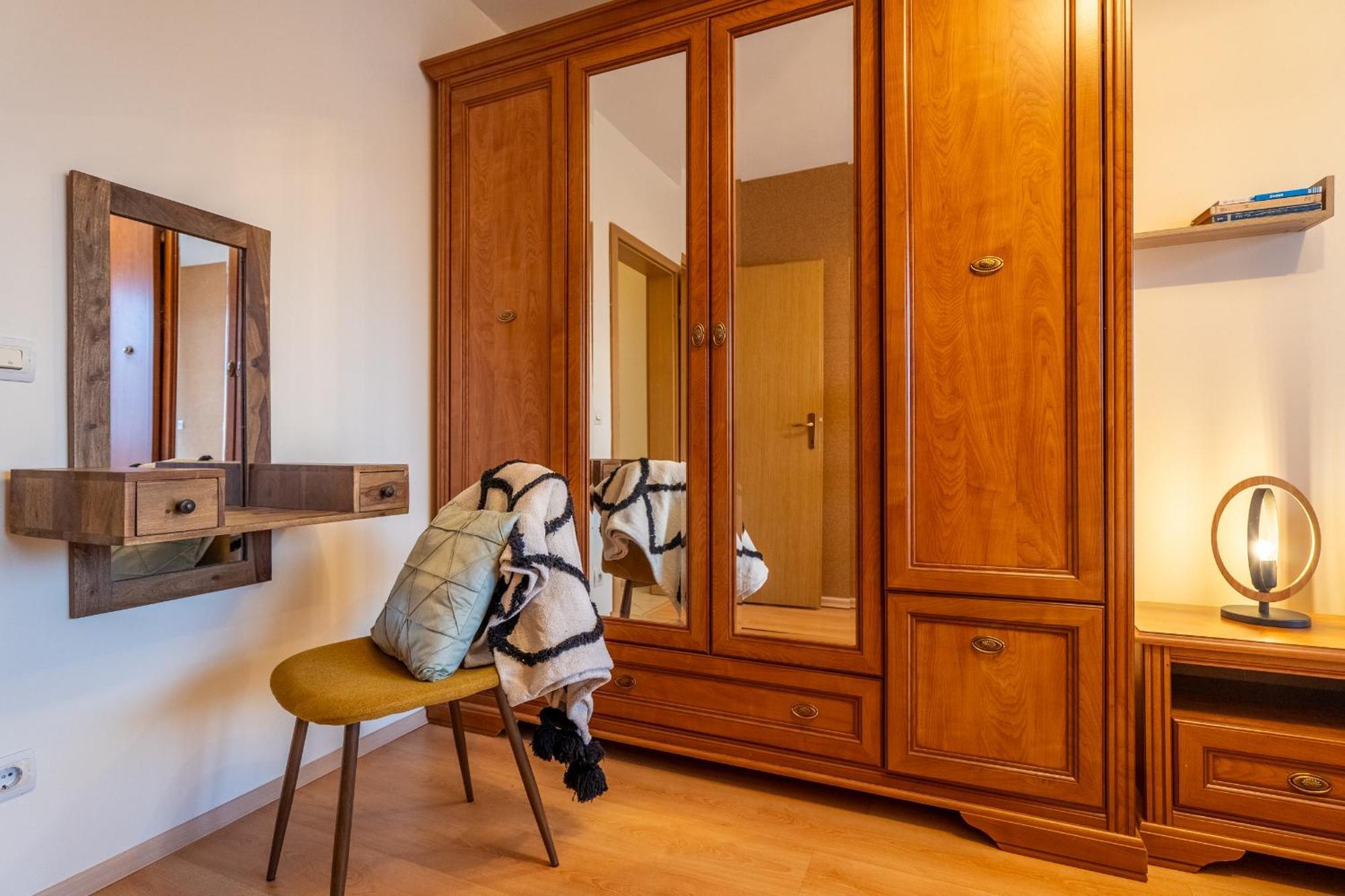 Premium Comfy 2Bdr Apt - Free Parking - Fast Wi-Fi София Экстерьер фото